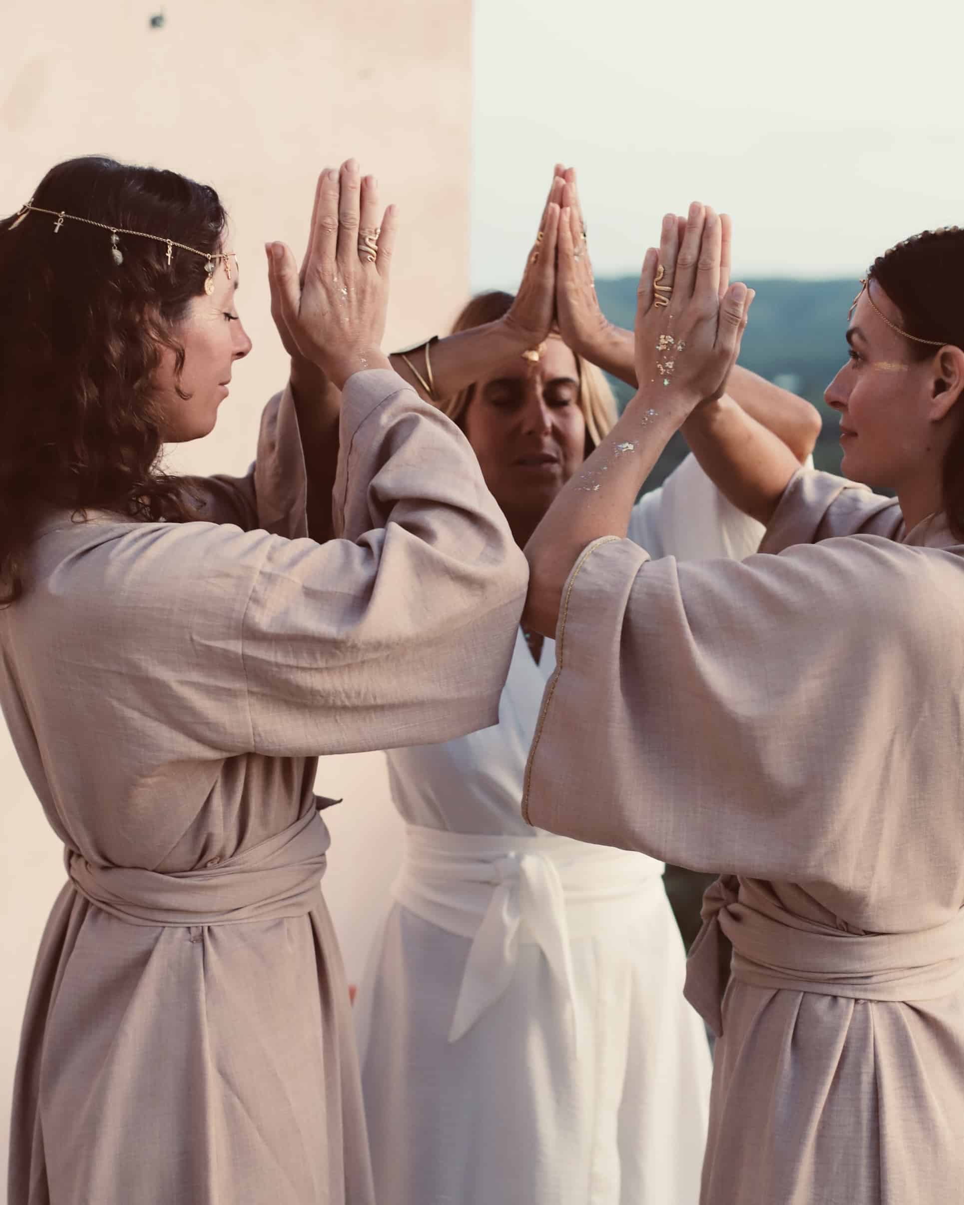 Priestess Kimono - Image 6
